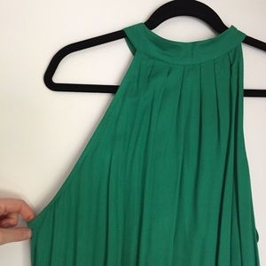 H&M 🌱 Kelly Green High Neck Sleeveless Blouse